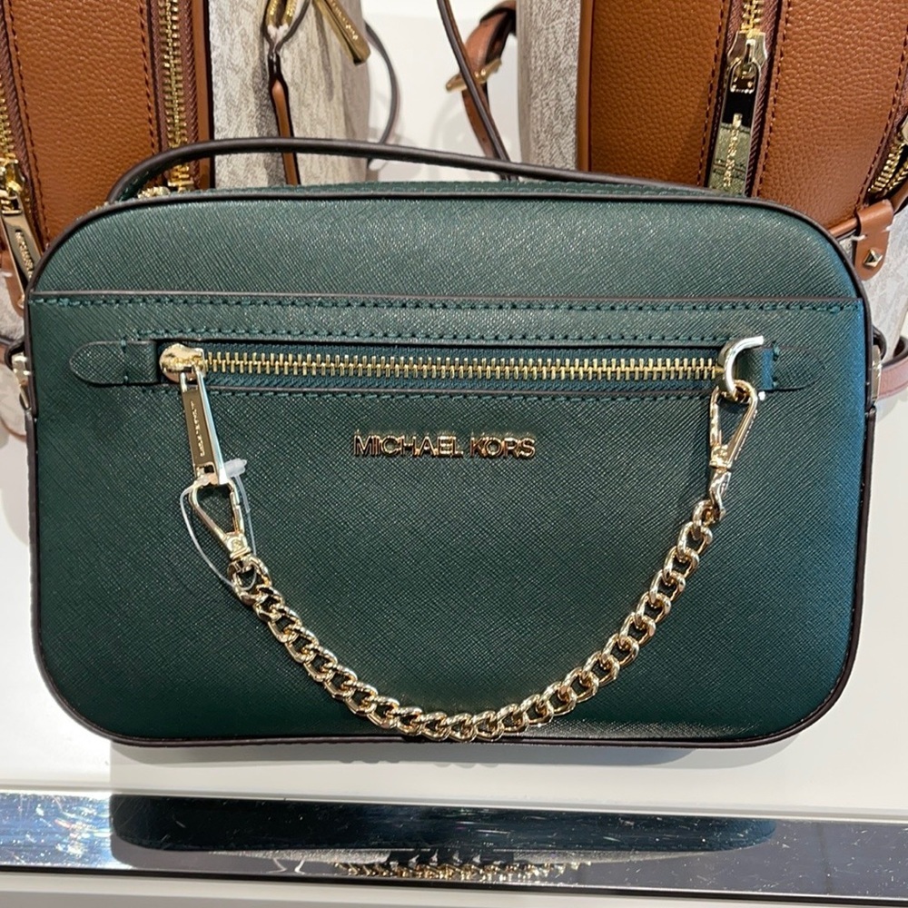 COPY - Michael Kors Jet Set Item Large East West Zip Chain Powder Blush Crossbo… - Picture 9 of 14